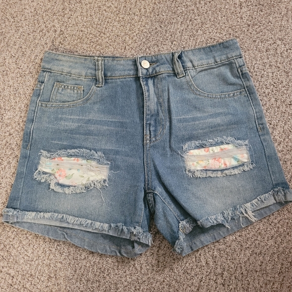 Women's Size small distressed Jean Shorts - Picture 1 of 5